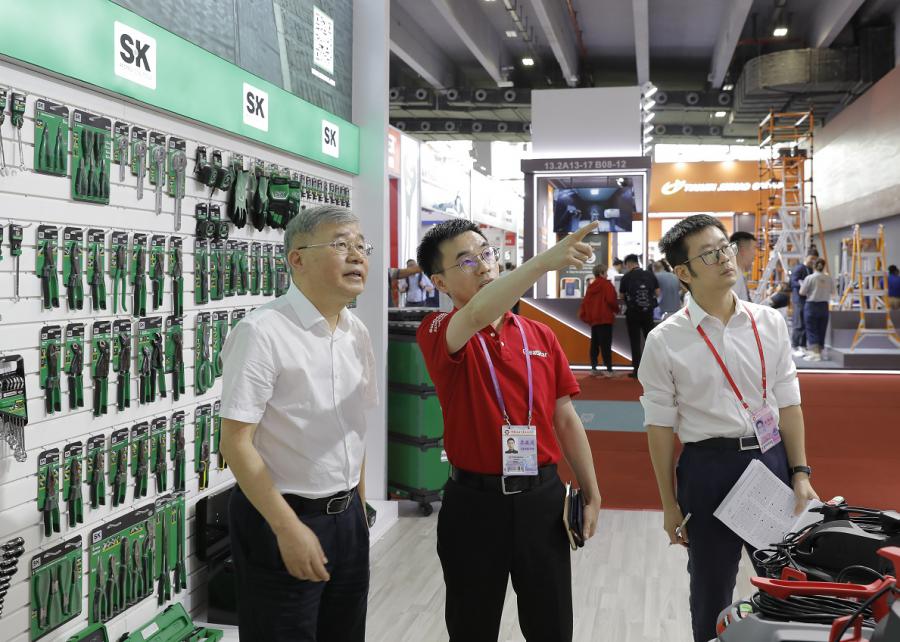 1729471650538519E52B.jpg _19A3849.JPG