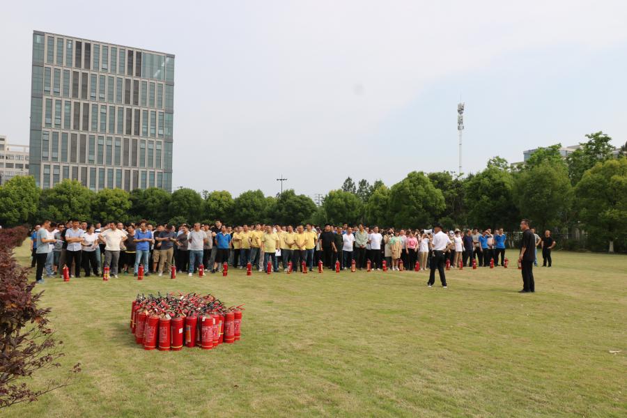 2025年wepoker德州海宁工厂消防演习 (12).jpg