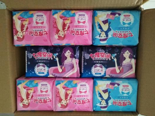 藏在衛(wèi)生巾里的1000億生意